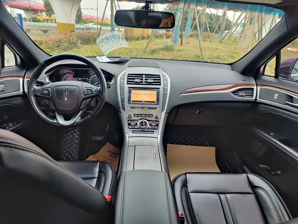 LINCOLN MKZ 2019