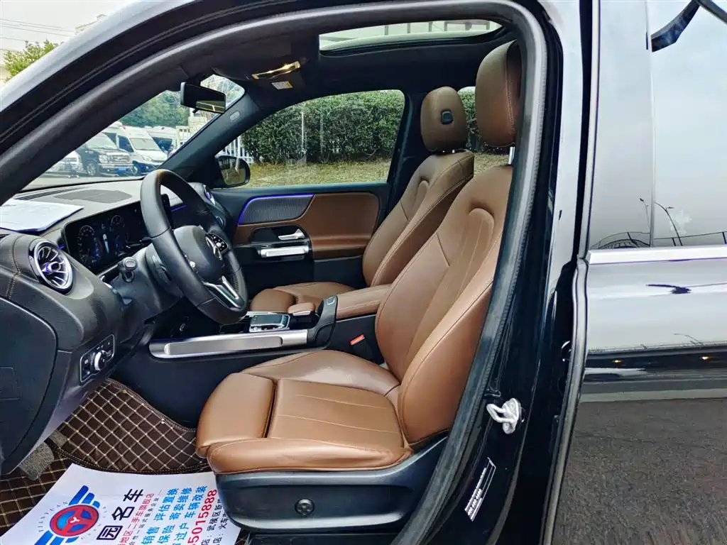 MERCEDES BENZ GLB 2020