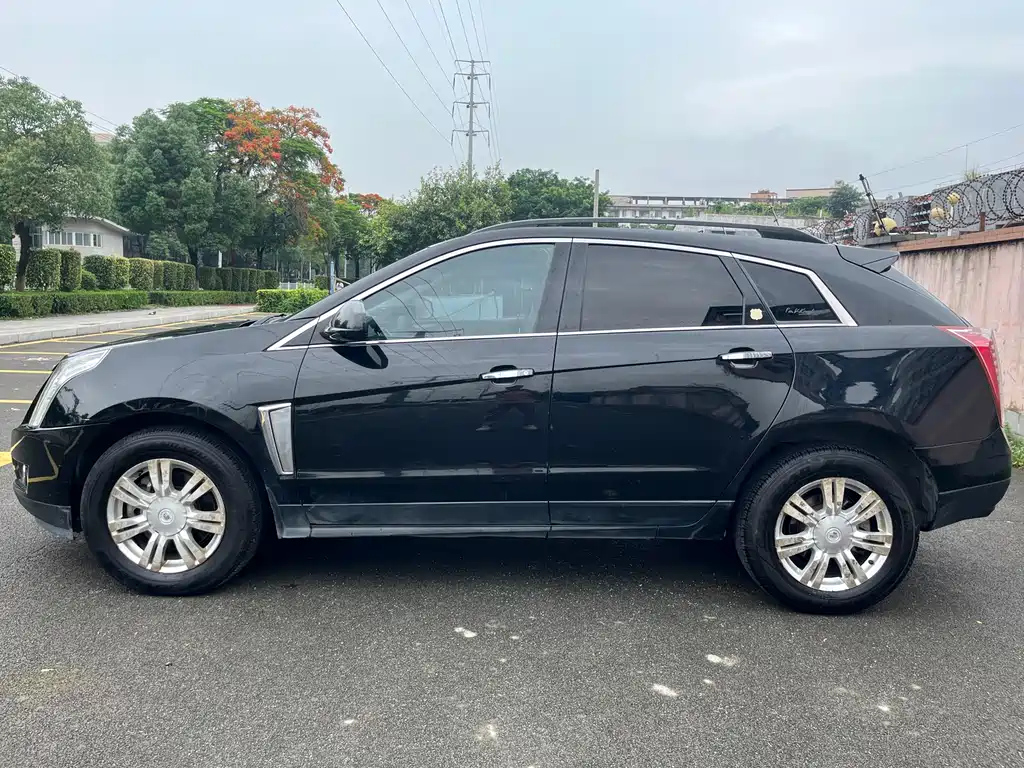 CADILLAC SRX 2013