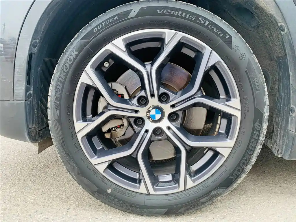 BMW X1 2021