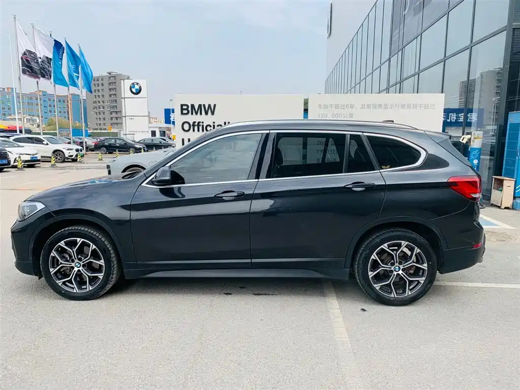 BMW X1 2021