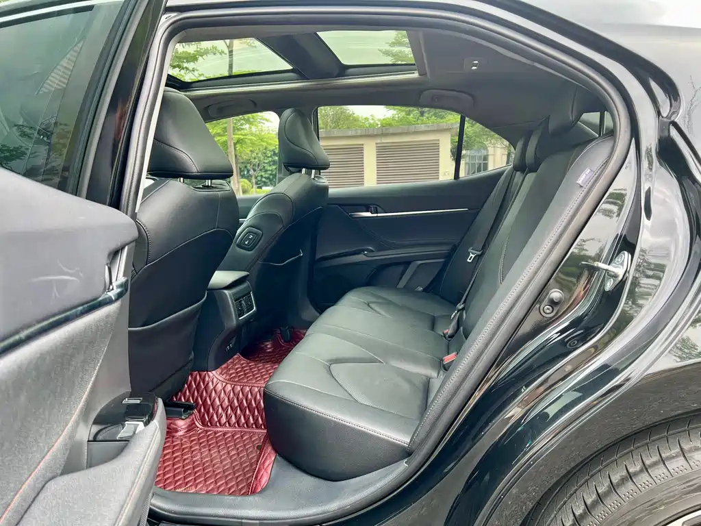 TOYOTA CAMRY 2022