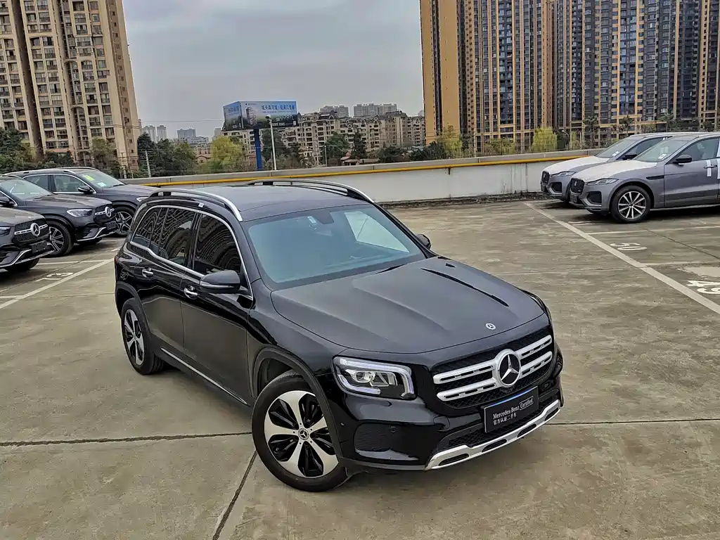 MERCEDES BENZ GLB 2022