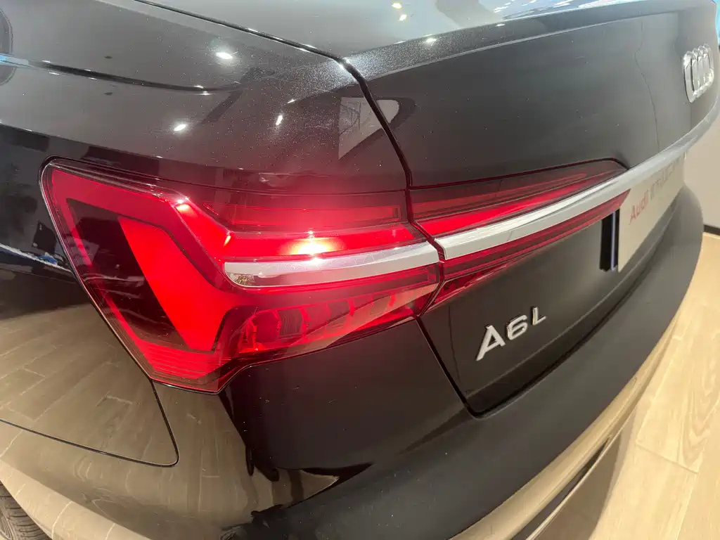 AUDI A6L 2023