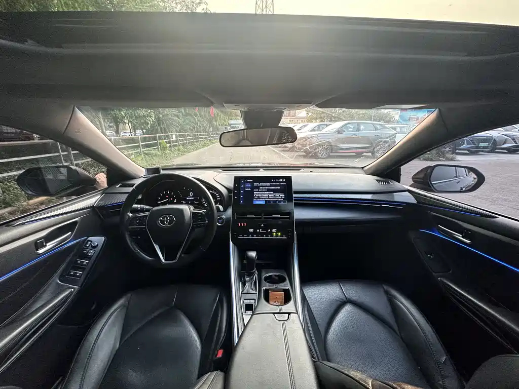 TOYOTA AVALON 2023