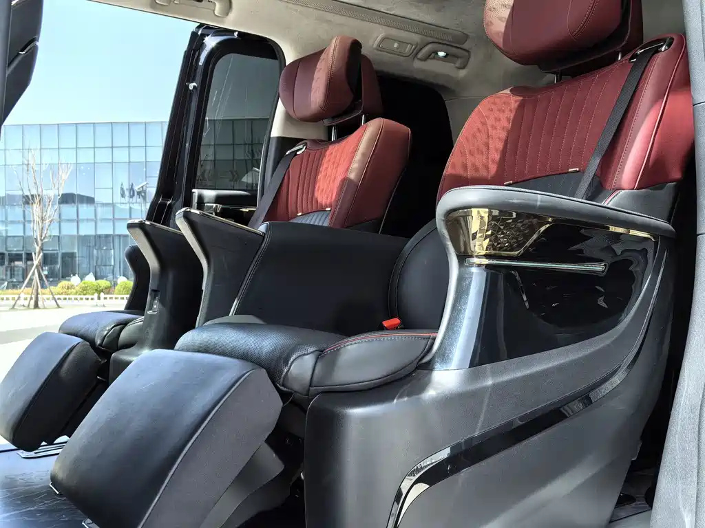 TRUMPCHI E9 2023