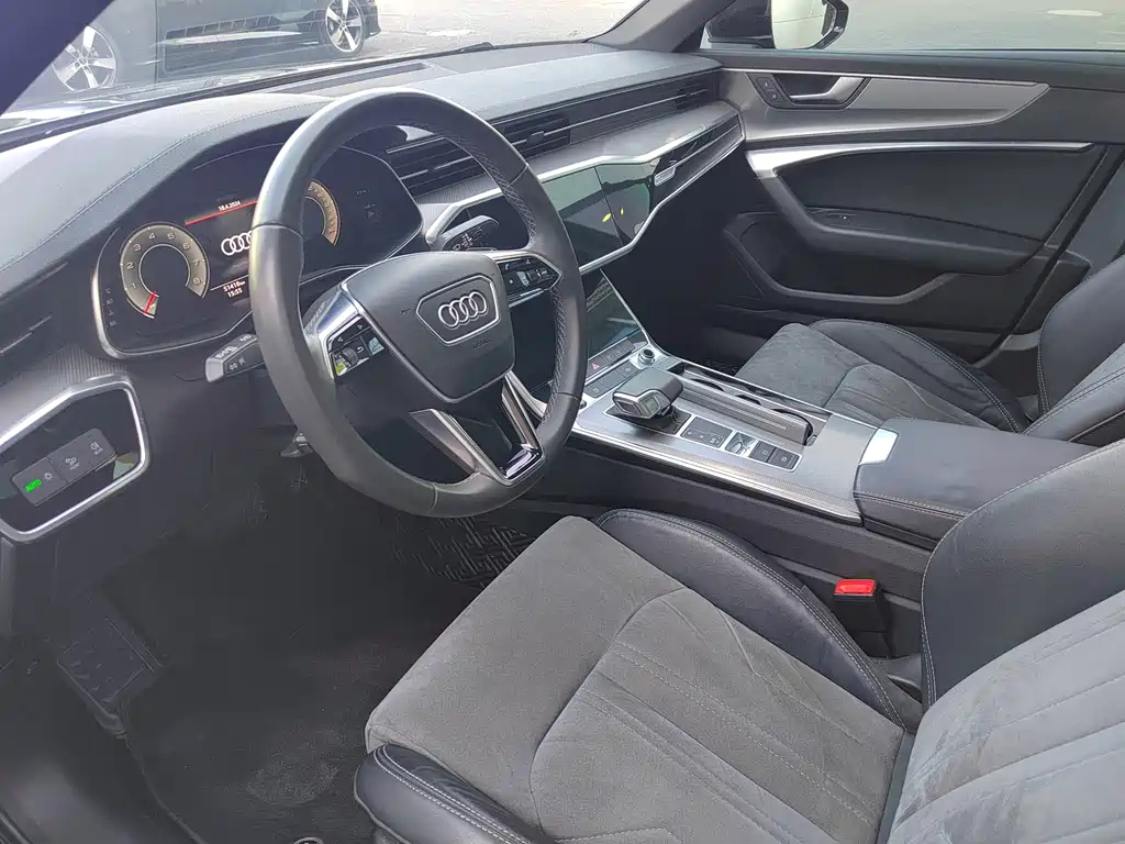 AUDI A6L 2021