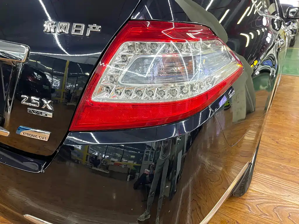 NISSAN TEANA 2012