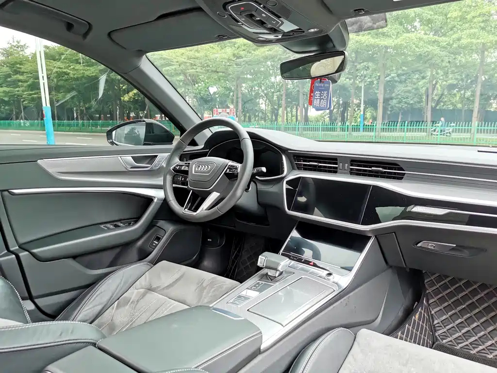 AUDI A6L 2023