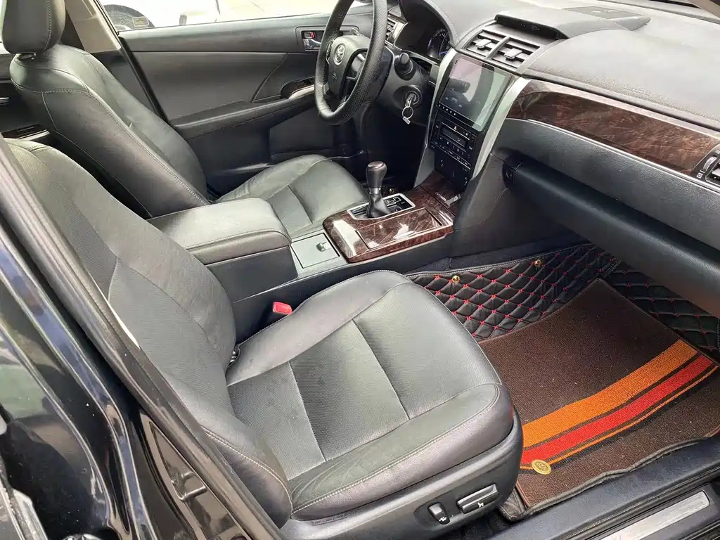 TOYOTA CAMRY 2016