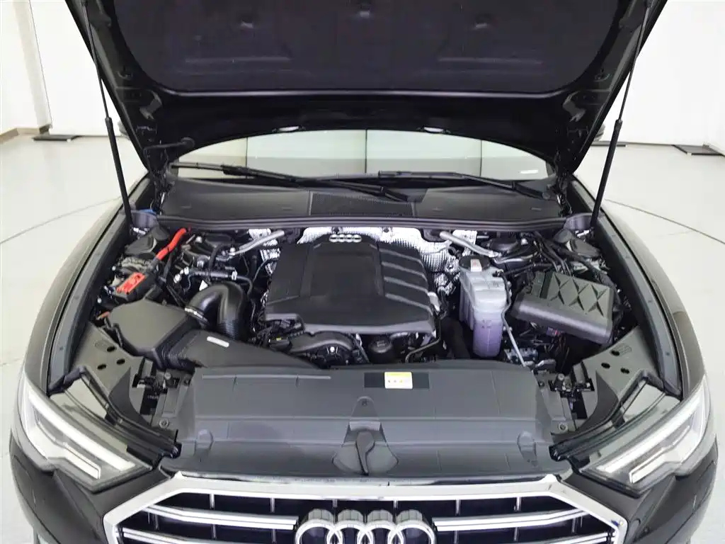 AUDI A6L 2020