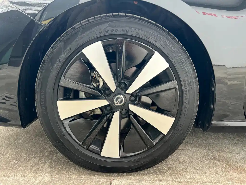 NISSAN TEANA 2022