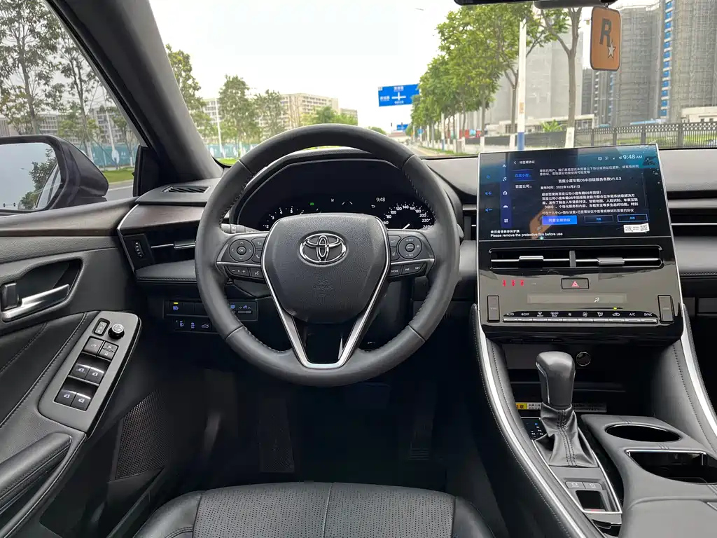 TOYOTA AVALON 2022