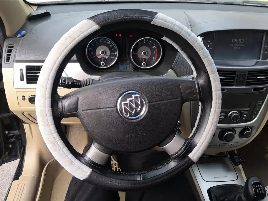 BUICK EXCELLE 2014
