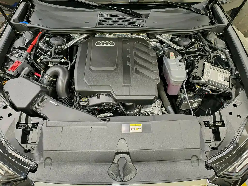 AUDI A6L 2023