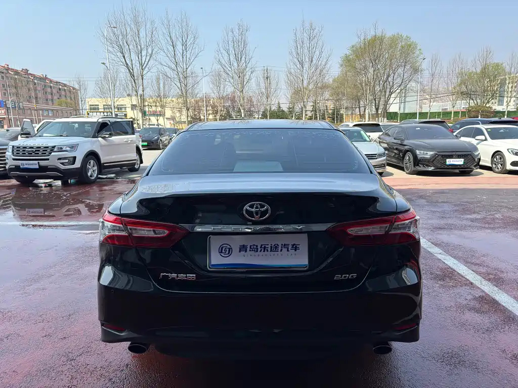 TOYOTA CAMRY 2019
