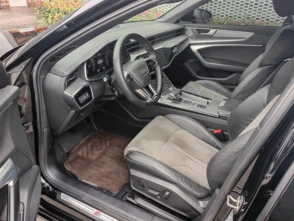 AUDI A6L 2021