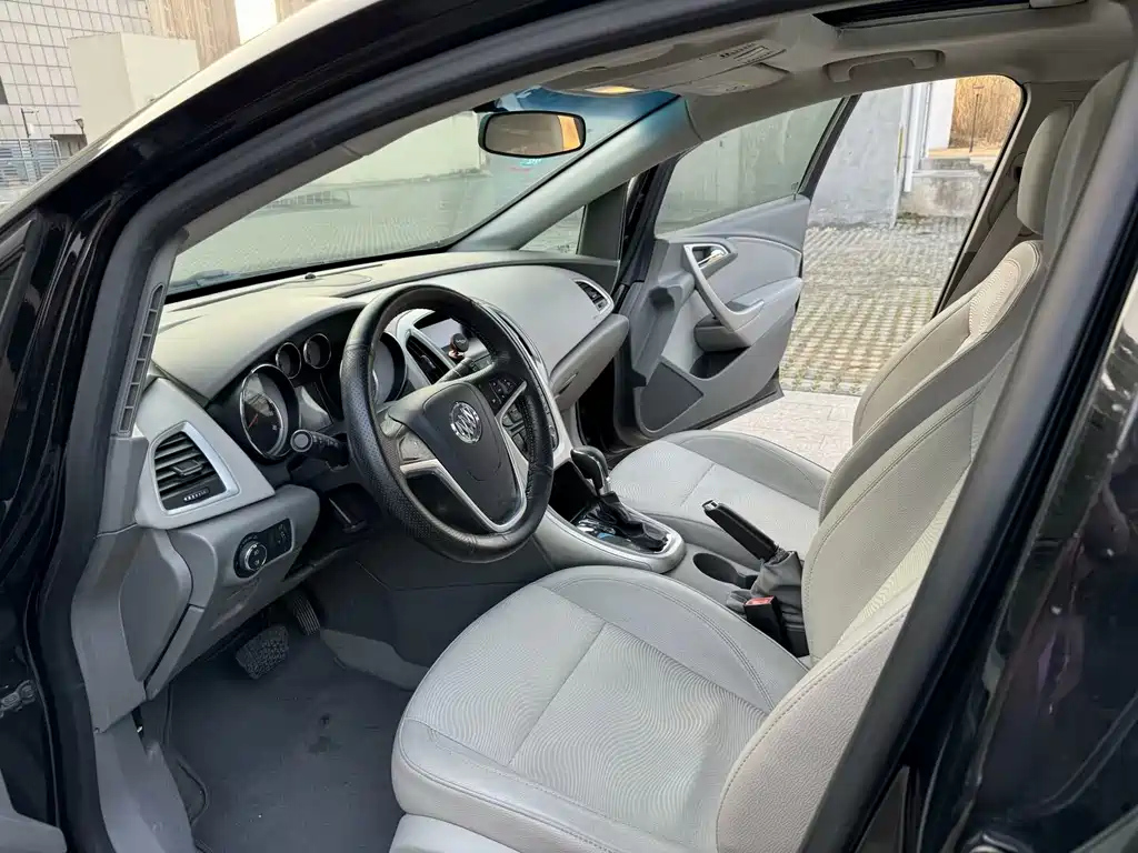 BUICK EXCELLE 2012