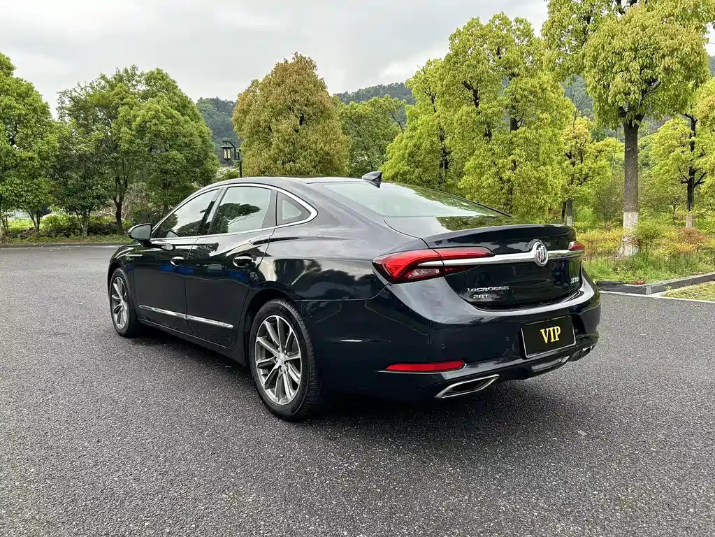 BUICK LACROSSE 2020
