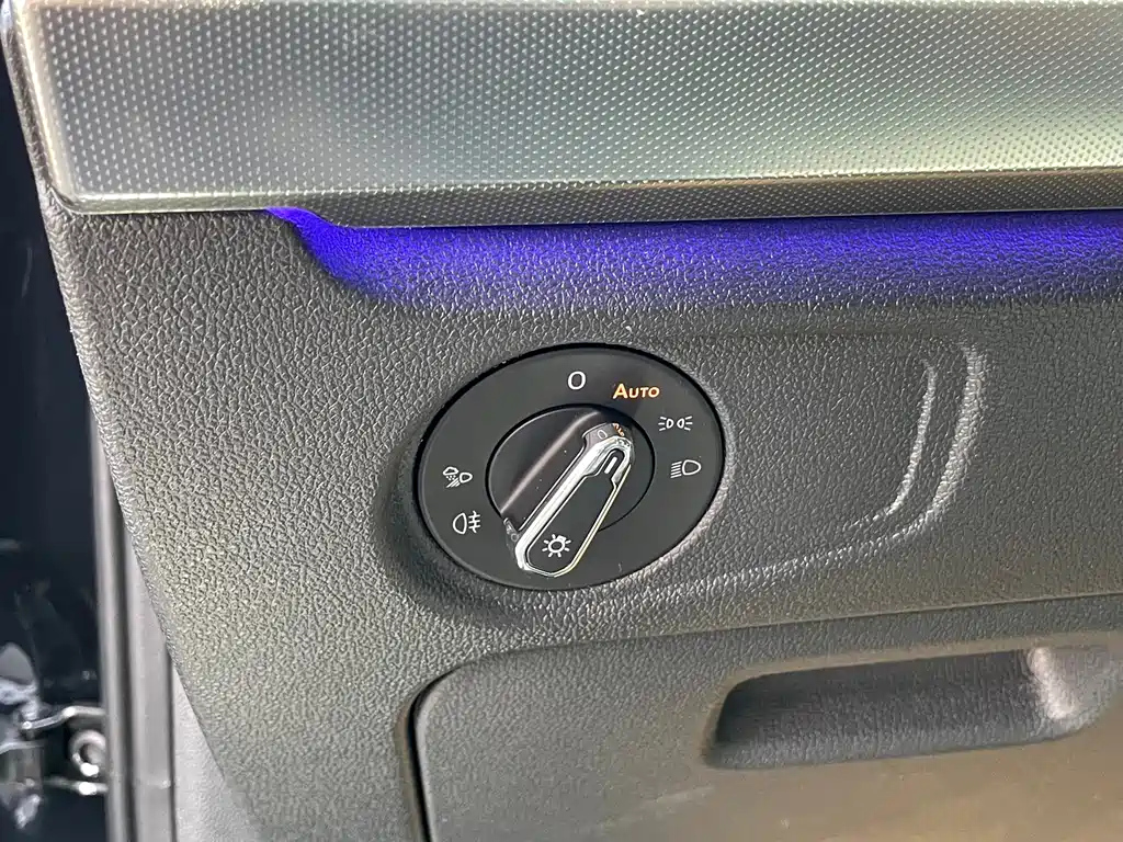 VOLKSWAGEN PASSAT 2022