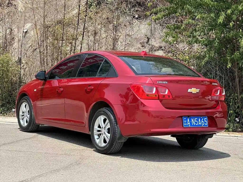 CHEVROLET CRUZE 2015