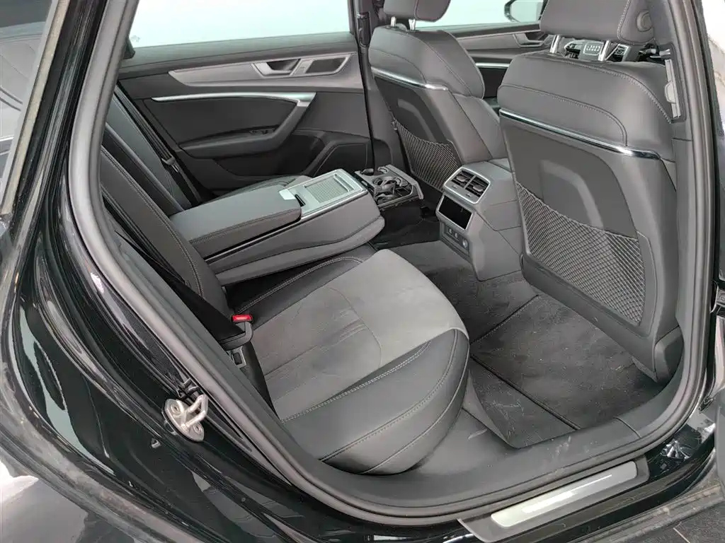 AUDI A6L 2024