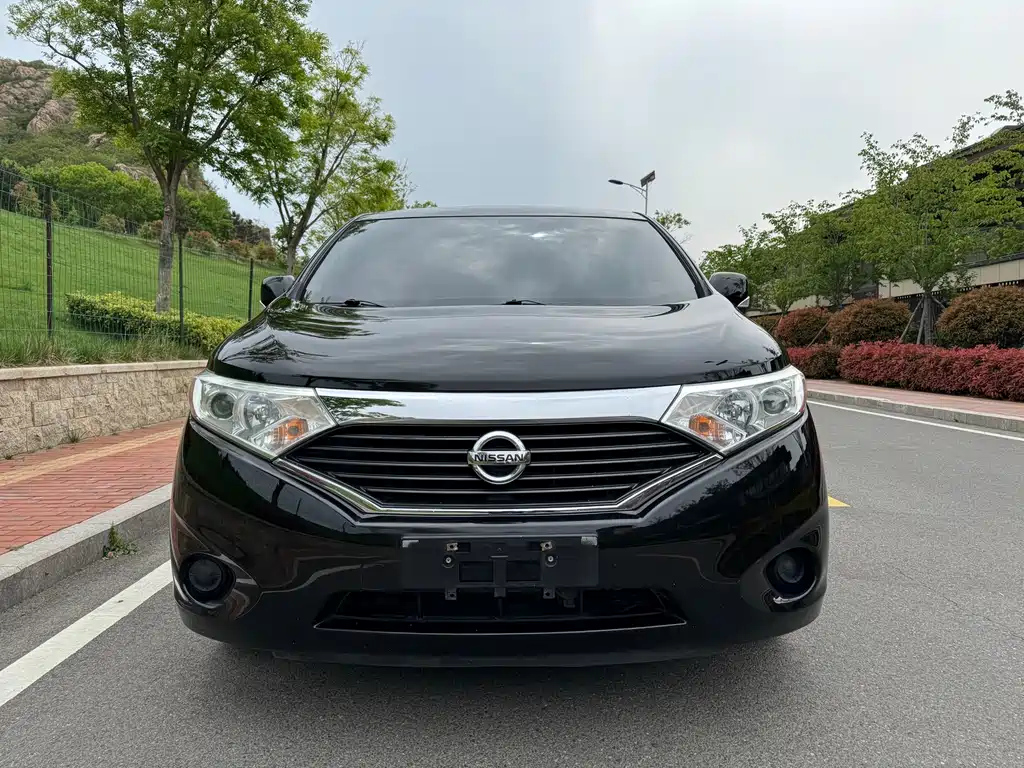 NISSAN QUEST 2014