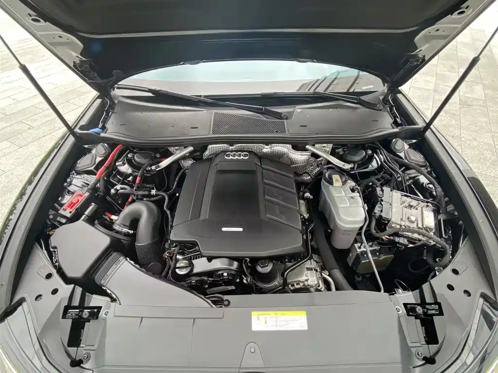 AUDI A6L 2019