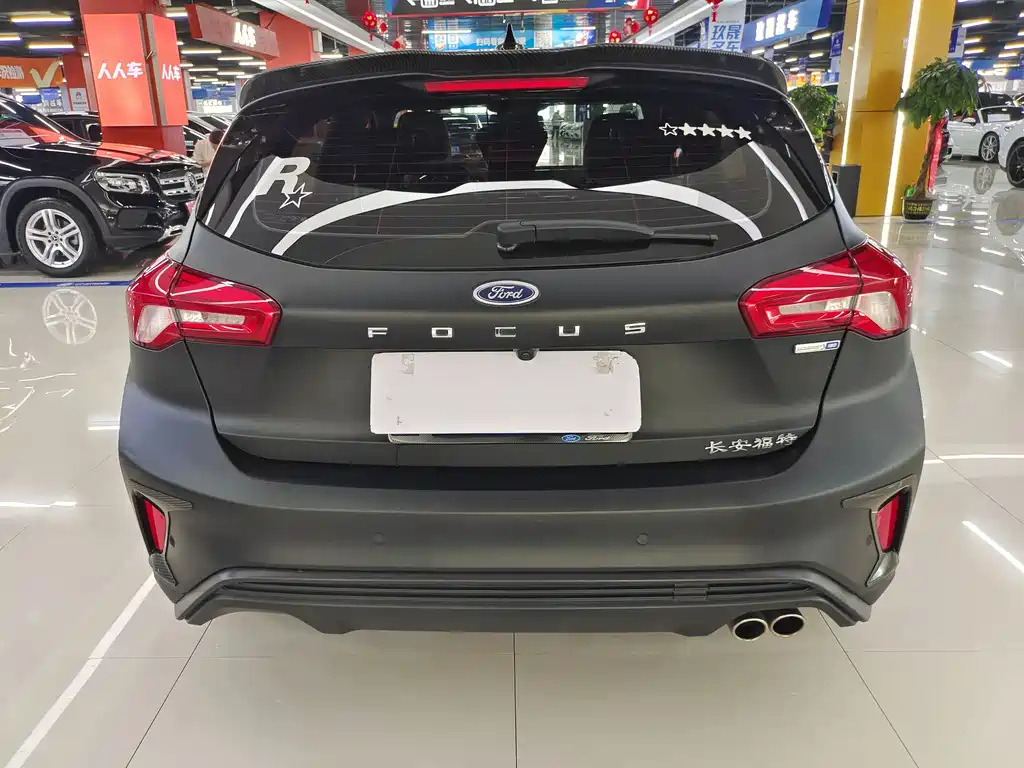 FORD FOCUS 2021