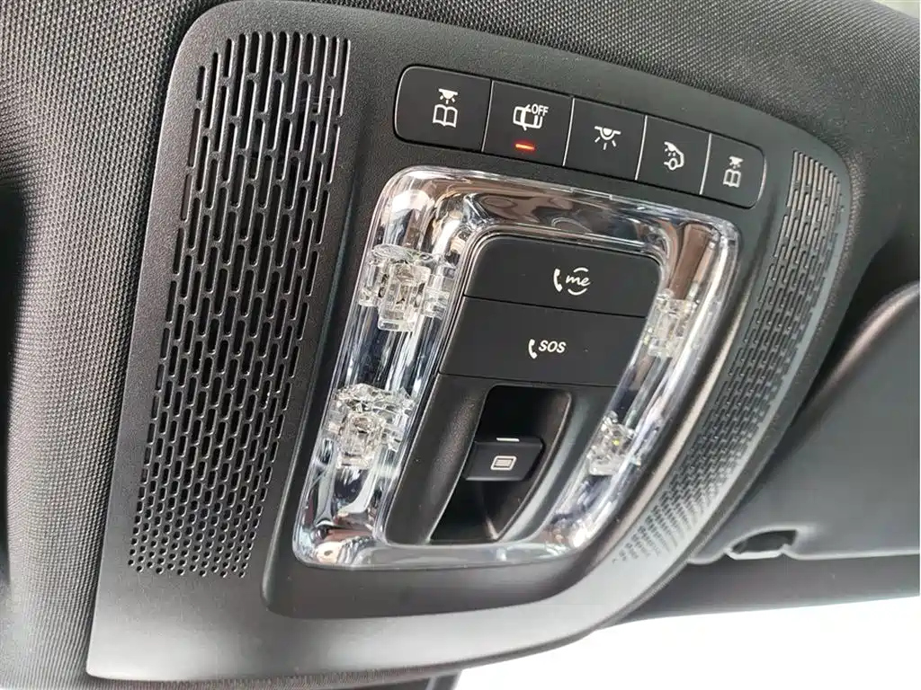 MERCEDES BENZ GLB 2021