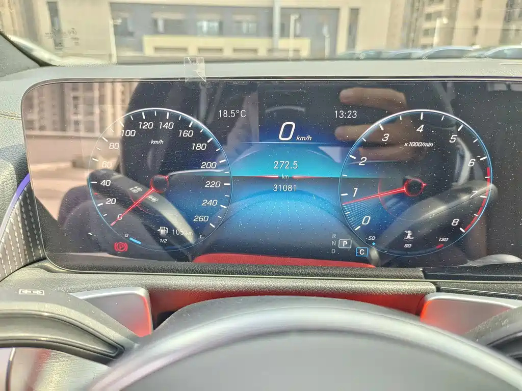 MERCEDES BENZ GLB 2022