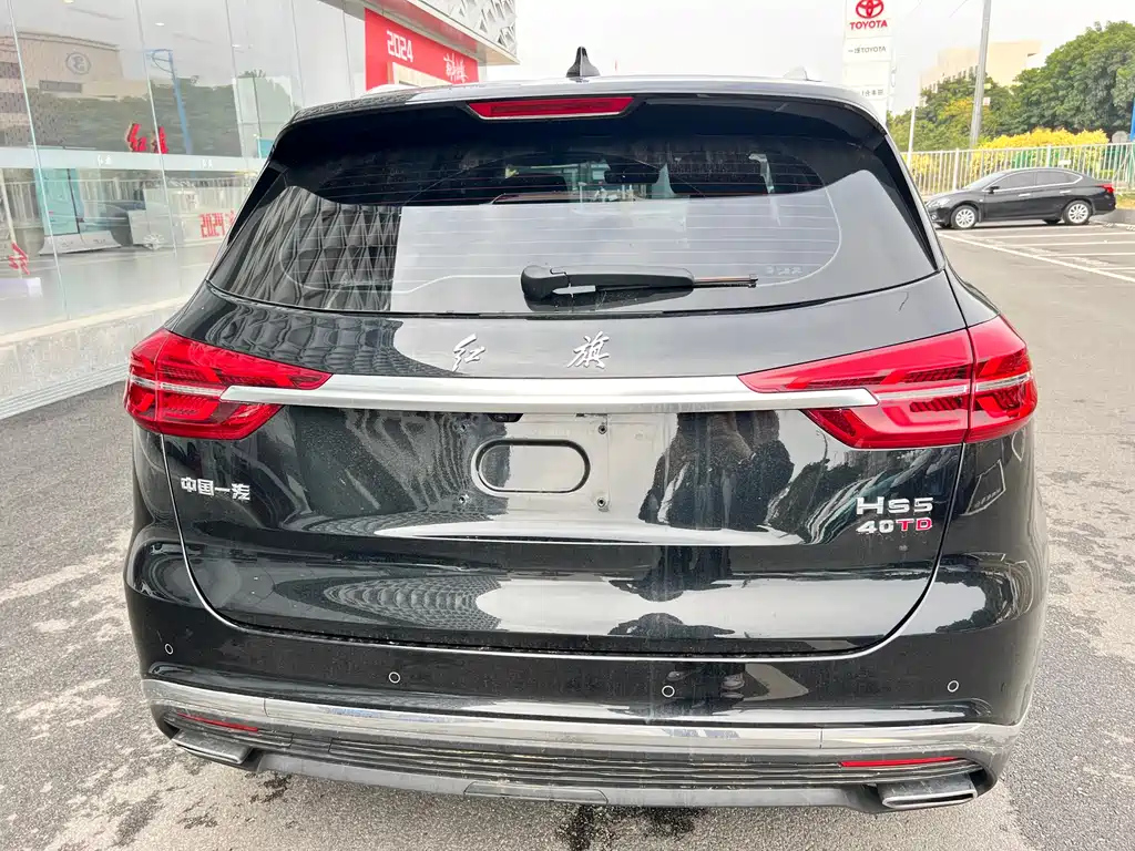 HONGQI HS5 2022