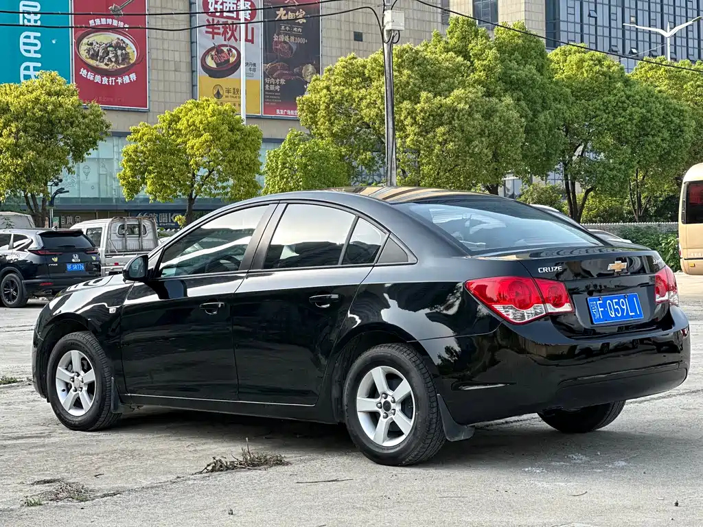 CHEVROLET CRUZE 2013
