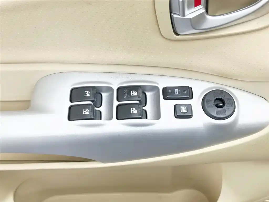 HYUNDAI TUCSON 2014