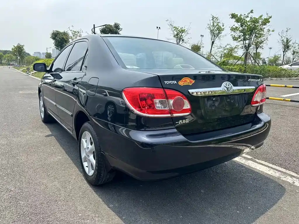 TOYOTA COROLLA 2012