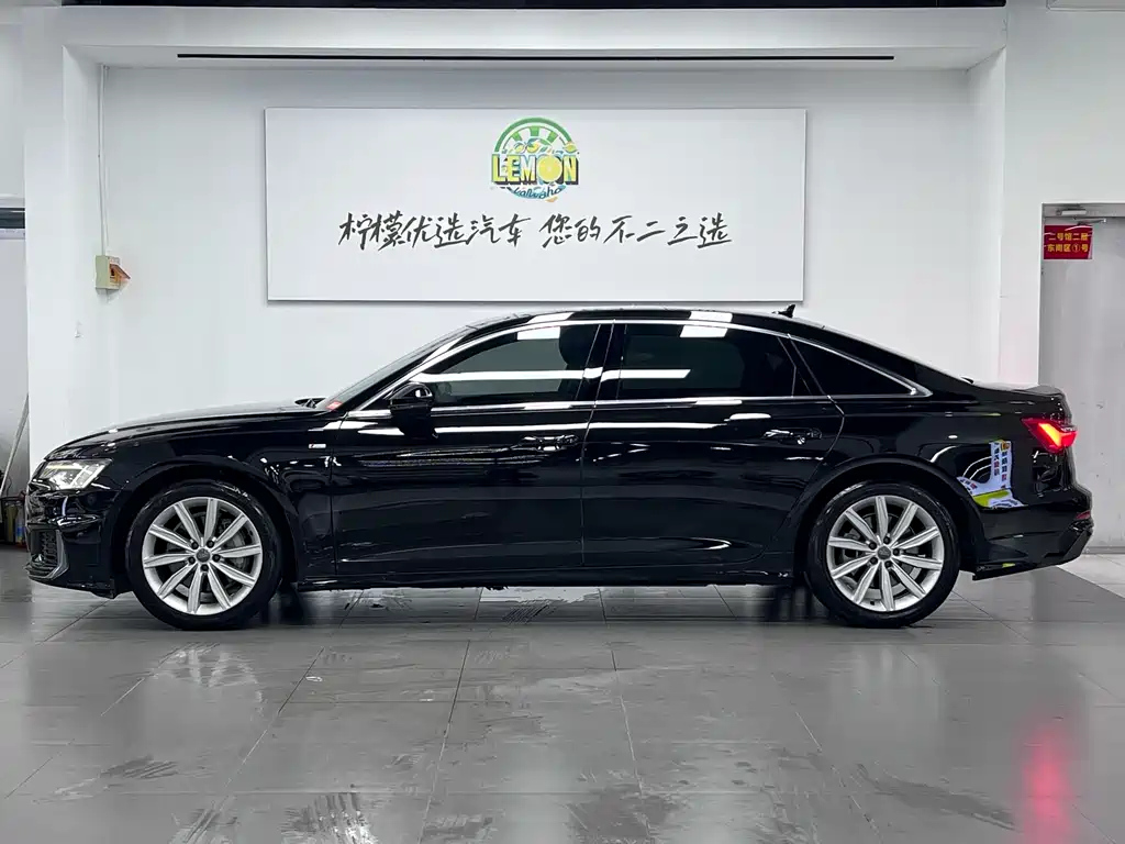 AUDI A6L 2020
