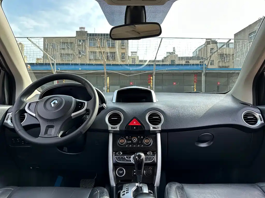 RENAULT KOLEOS IMPORT 2010
