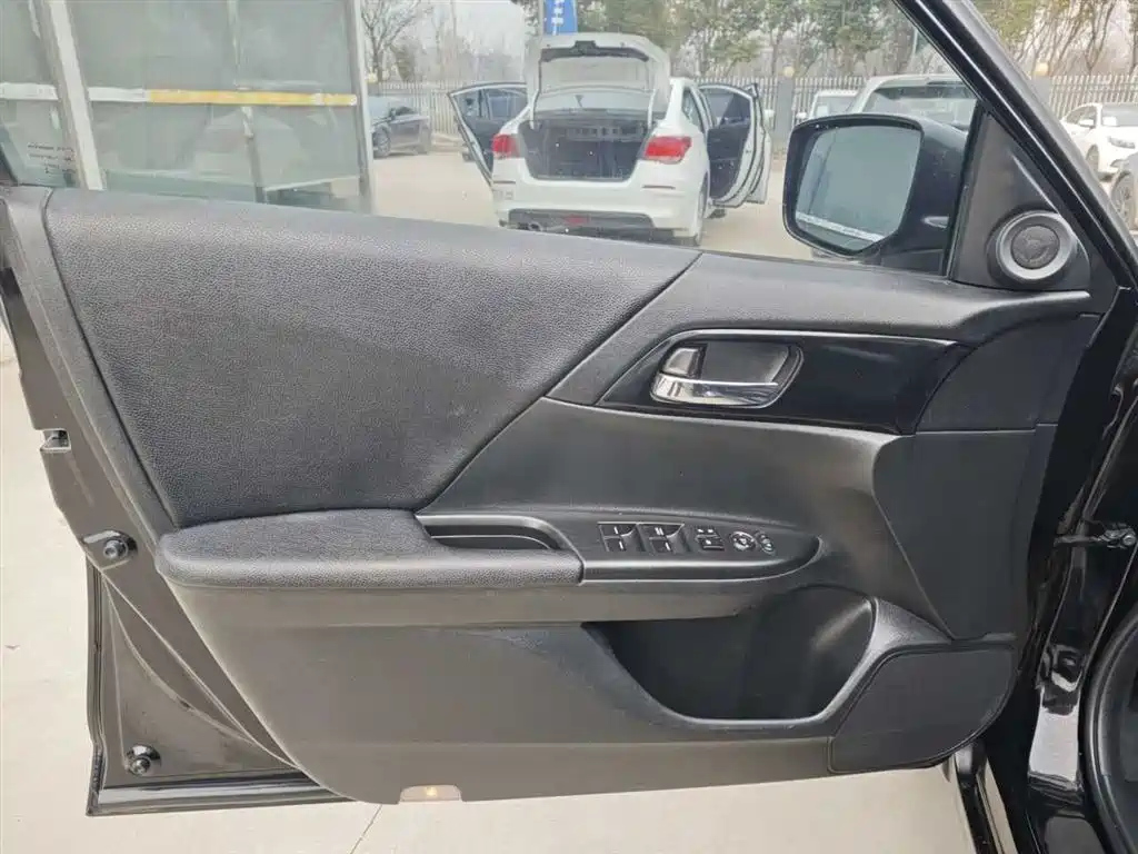 HONDA ACCORD 2018