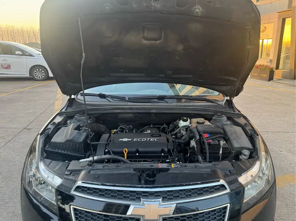 CHEVROLET CRUZE 2013
