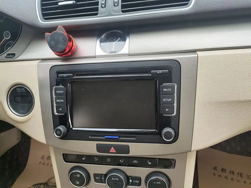 VOLKSWAGEN MAGOTAN 2014