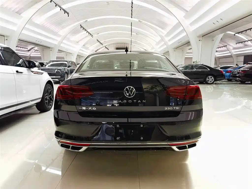 VOLKSWAGEN MAGOTAN 2024