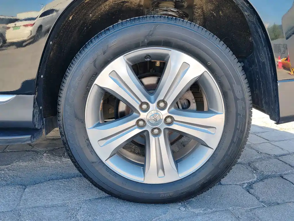 TOYOTA HIGHLANDER 2012