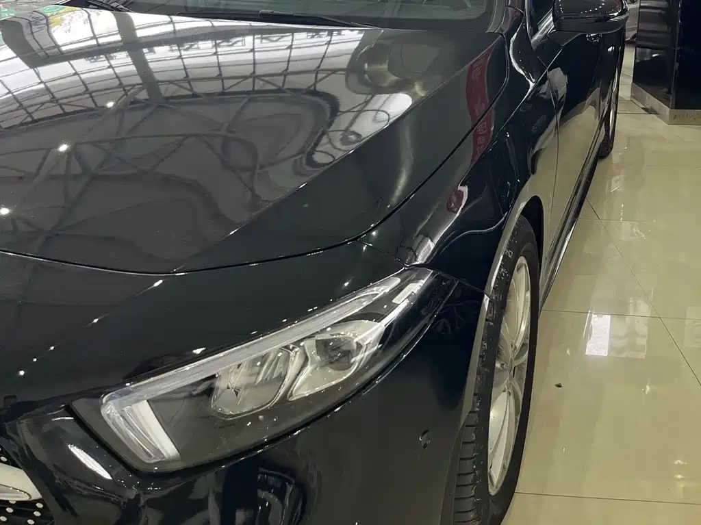 MERCEDES BENZ A-CLASS 2022