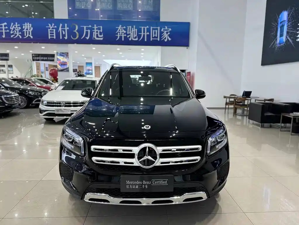 MERCEDES BENZ GLB 2021