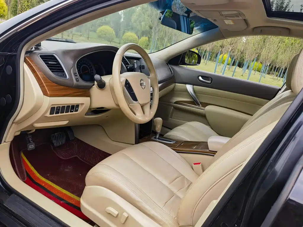 NISSAN TEANA 2012