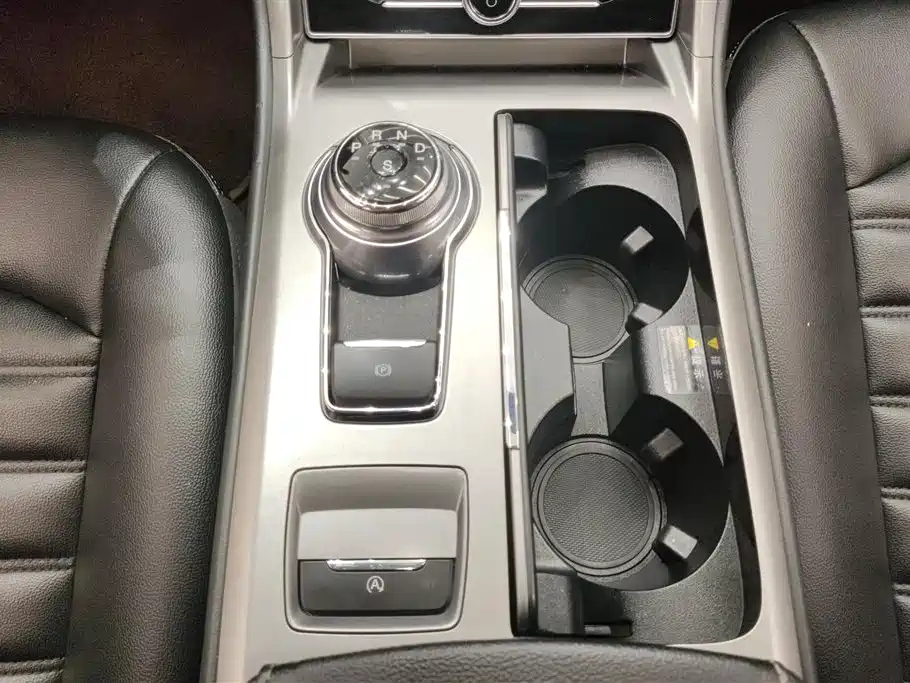 FORD MONDEO 2021