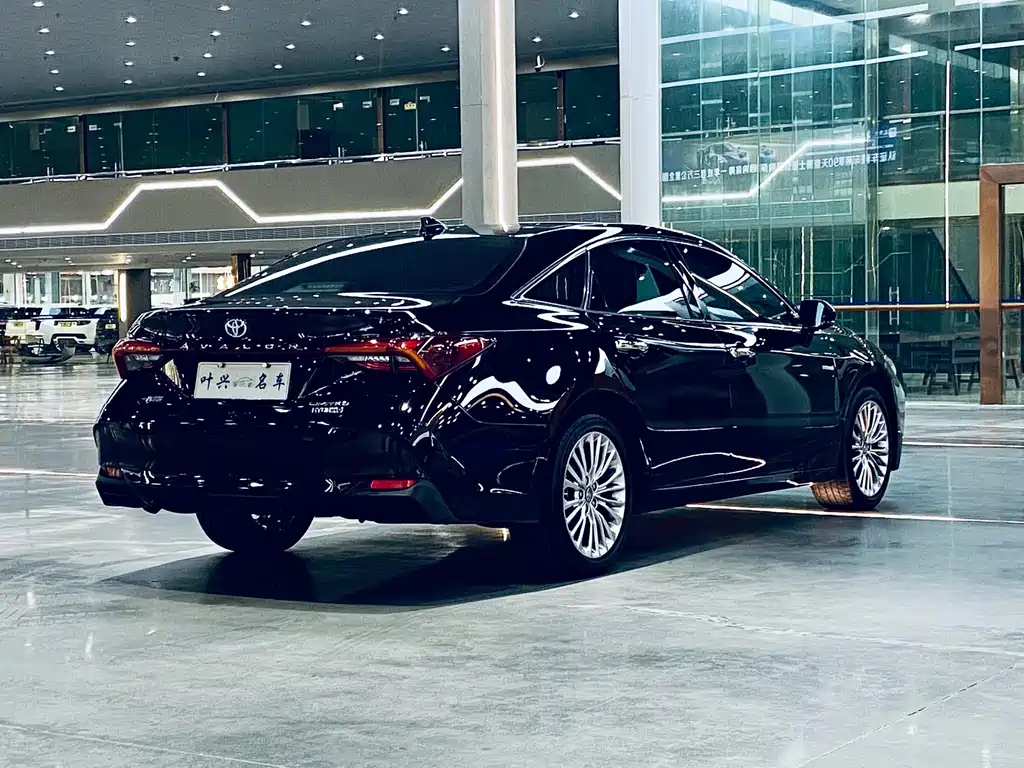 TOYOTA AVALON 2019
