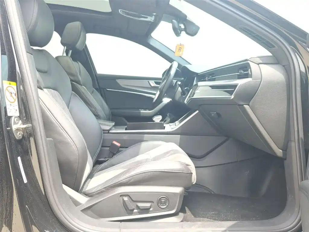AUDI A6L 2022