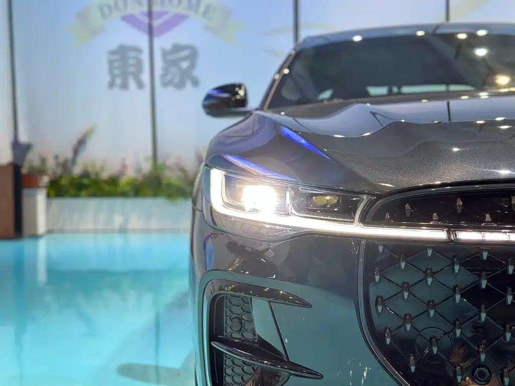 LINCOLN Z 2023