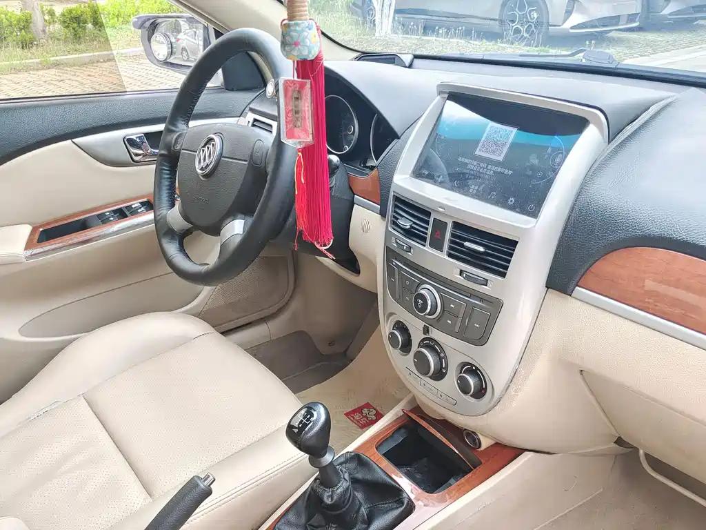 BUICK EXCELLE 2012